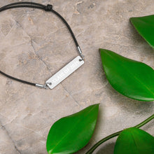 Load image into Gallery viewer, {CLASS OF 2021} Engraved Silver or Gold Bar String Bracelet